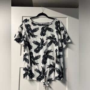 Old Navy, XL, black and white tee